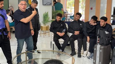 الشريعي يزور معسكر إنبي بالإسماعيلية لدعم اللاعبين والجهاز الفني