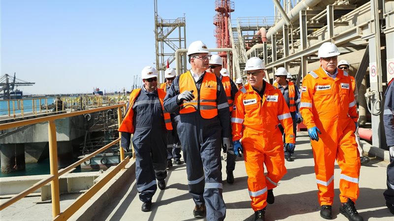 وزير البترول 