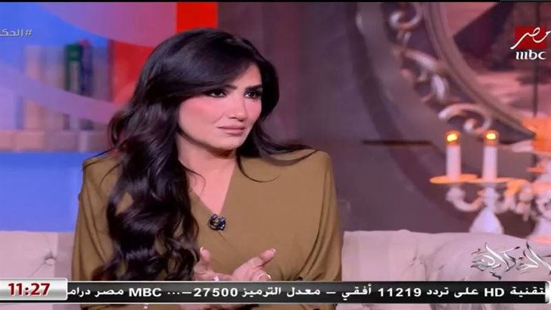 الفنانة مي عمر
