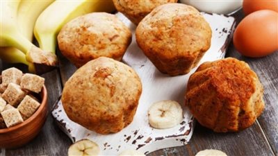 طريقة عمل مافن الموز الهش بحشوات تناسب كل الأذواق 	