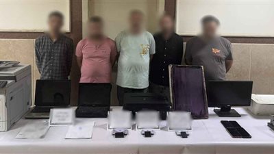 استأجروا سيارة وحاولوا بيعها لمعرض سيارات بتوكيل مزور وضبطتهم الأجهزة الأمنية