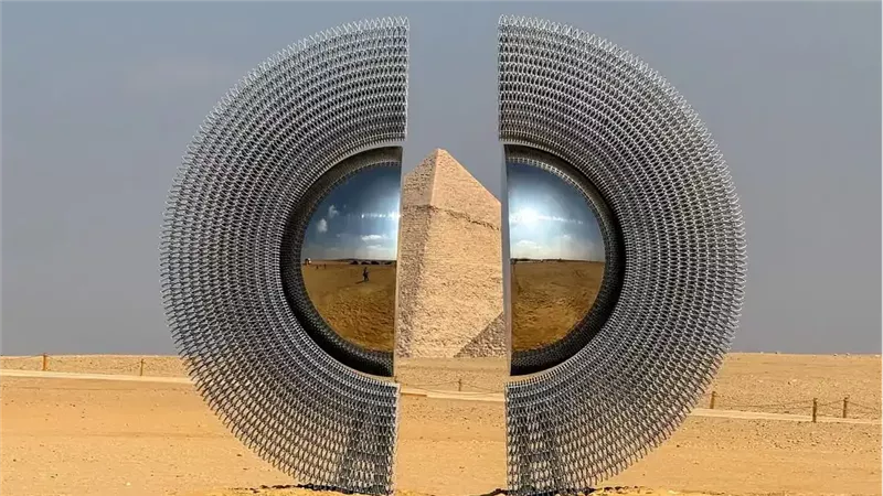 الابد هو الان