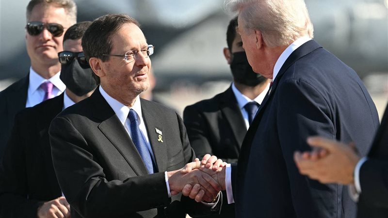 ترامب والرئيس الإسرائيلي