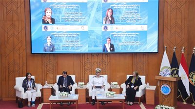 فعاليات الجلسة الأولى بعنوان 