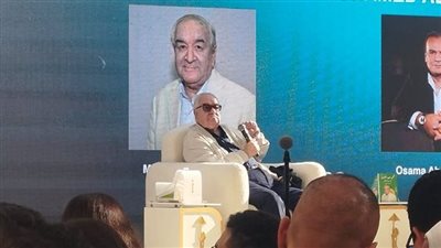 محمد عبدالعزيز: لازم تفرض طريقتك كمخرج كوميدي على الكوميديان