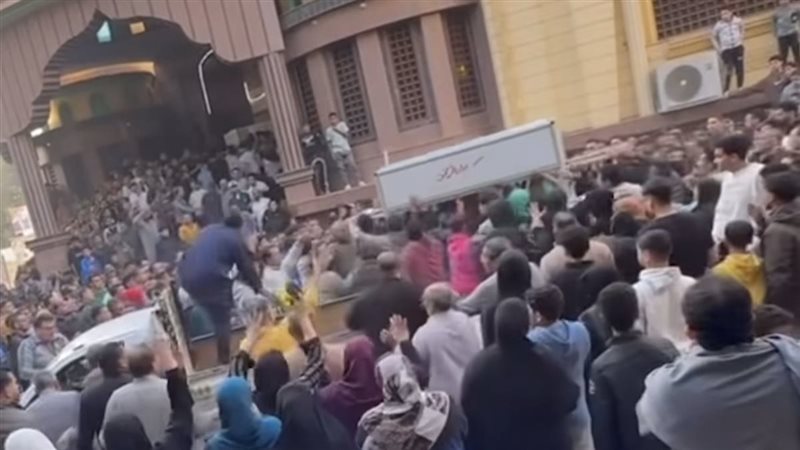 اثناء تشييع الجثامين