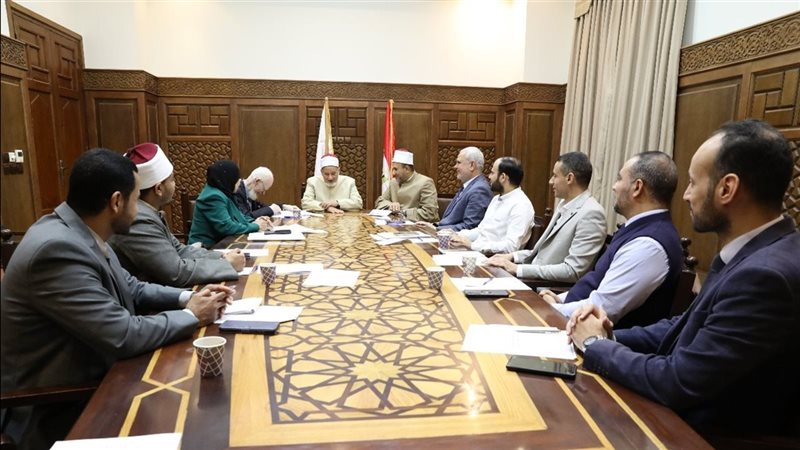  اجتماع لجنة الدراسات