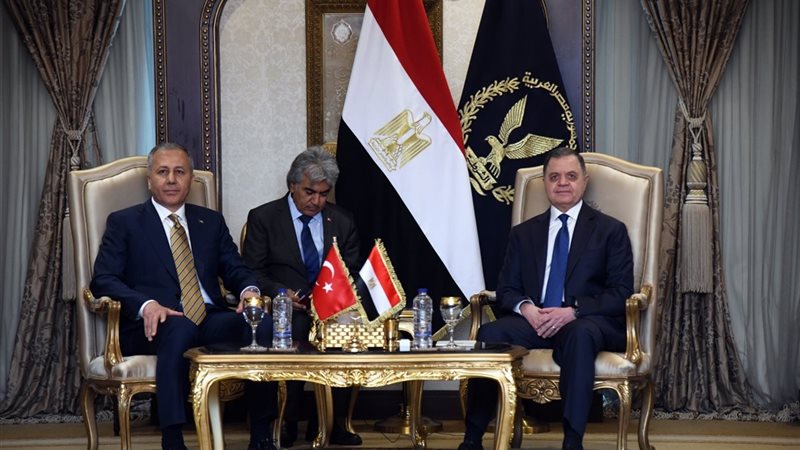 إستقبال اللواء محمود