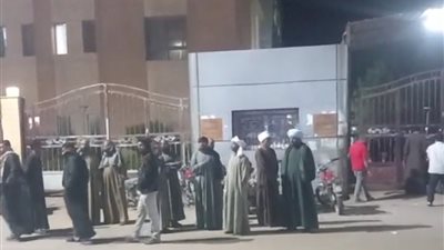 ارتفاع حصيلة ضحايا حادث ميكروباص..تريلا بإسنا إلى 9 حالات وفاة بينهم 3 من أسرة