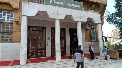 سيد عبد الحفيظ وابراهيم سعيد ونجوم الزمالك يشيعون جثمان محمد صبري