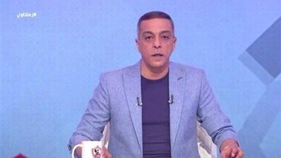 إبراهيم فايق ينعي وفاة الكابتن محمد صبري ويعلن تخصيص الحلقة للحديث عنه