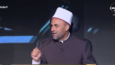 عالم أزهري: سيدنا محمد تعرض للسحر وجبريل نزل من السماء لرقيته