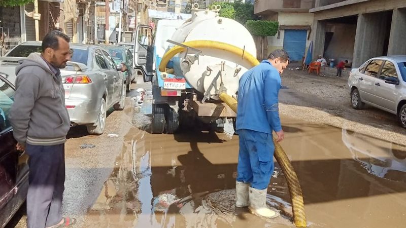 جانب من شفط المياه