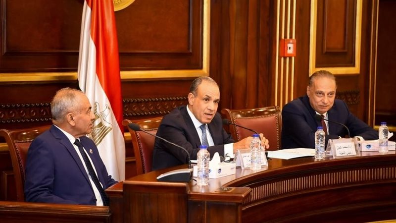 وزير الخارجية أثناء