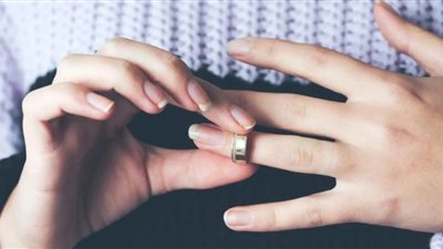 بعد الطلاق… كيف تتعاملين مع الشريك المؤذي دون أن تفقدي سلامك؟ 