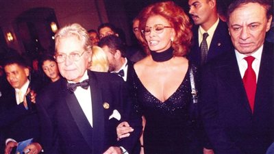 صوفيا لورين بمهرجان القاهرة السينمائي.. ما القصة ؟  