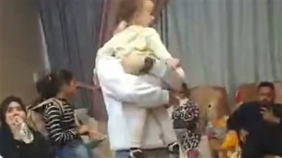 دخل عليها الشقة بالعروسة الجديدة.. القصة الكاملة لاستغاثة سيدة من زوجها بحلوان