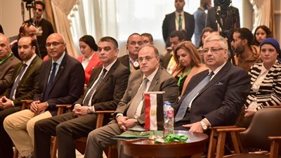 هيئة الدواء تشهد توقيع اتفاق تعاون بين 