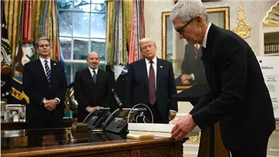 هدايا فاخرة من سويسرا تلين قلب ترامب وتنجح في خفض الرسوم إلى 15% |التفاصيل