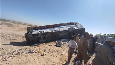 تفاصيل انقلاب أتوبيس بالأقصر بإسنا.. وفاة مشرفة وطالبة وإصابة 24 آخرين
