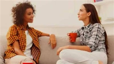 من بينهم من يشعرك بالأمان.. 5 أبراج محترفة في الاستماع 	