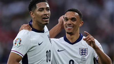 أرنولد يسير على خطى بيلينجهام لاستعادة بريقه في ريال مدريد