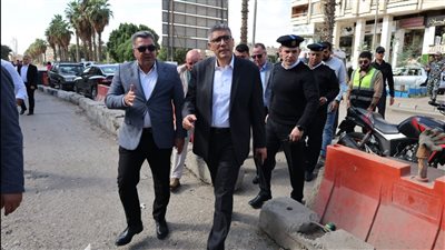 محافظ الجيزة يتفقد المسارات البديلة لمواقع أعمال مترو الهرم 