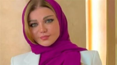 ياسمين الخطيب لمنتقديها.. اللي كاتب بوست يهاجمني دا 