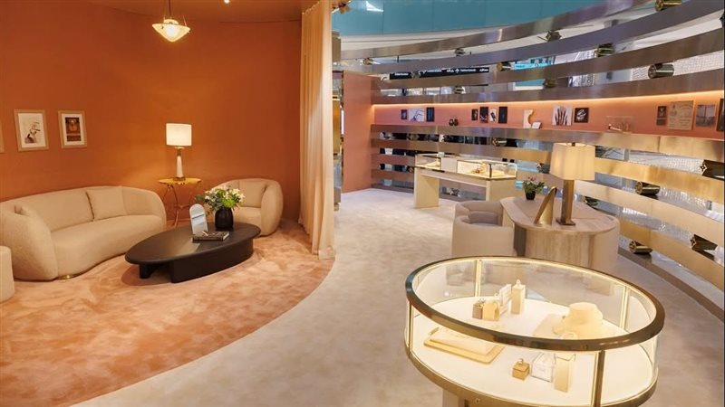 معرض مجوهرات لويس