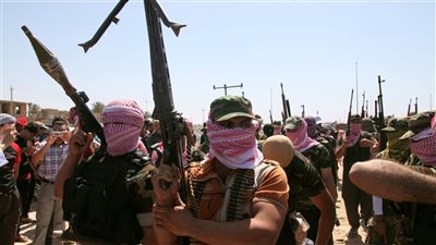 مقتل 7 أشخاص وإصابة 6 آخرين في اشتباكات عشائرية مسلحة جنوب العراق