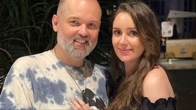 نسألكم الفاتحة .. وفاة عم زوجة الفنان محمد محمود عبدالعزيز 