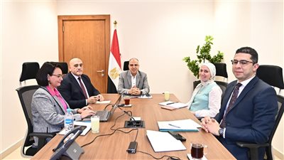 د.سويلم يبحث إجراءات إعداد دراسة لتقييم معدلات الملوحة بشبكة المصارف الزراعية