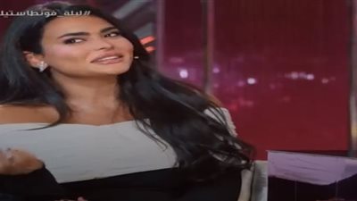 أسماء جلال تكشف أسرار طفولتها: كنت «مأمّلة» في شعري.. وانا مش شبه حد في عيلتي