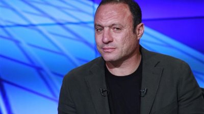 بعد الهزيمة من أوزبكستان.. نادر السيد: حسام حسن يتعرض لهجوم حاد على السوشيال 