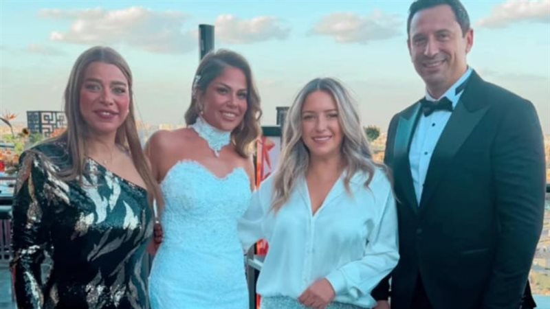 أحمد سالم وزوجته