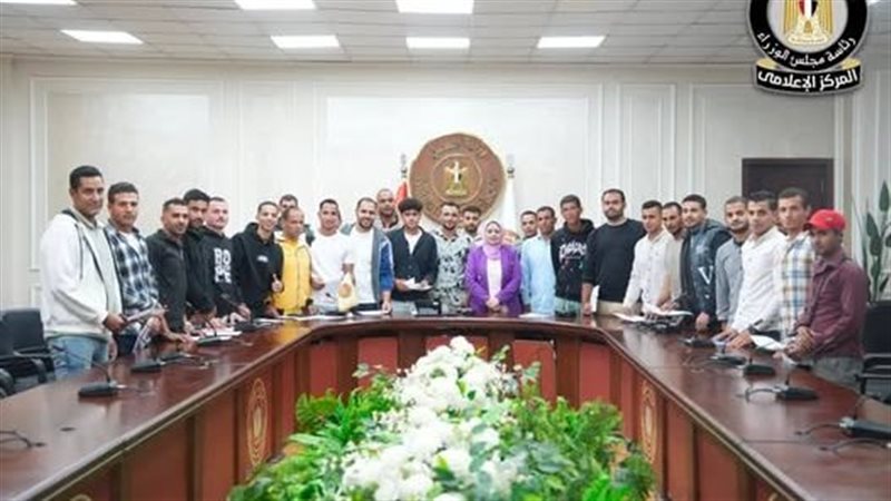  توفير 36 فرصة عمل