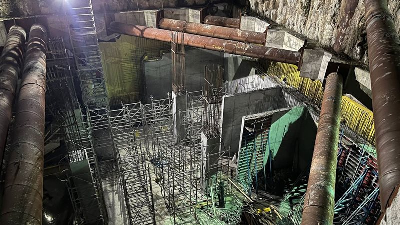 انهيار سقالة أثناء