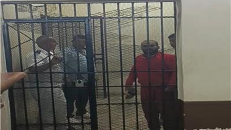 بالبدلة الحمرا جنايات