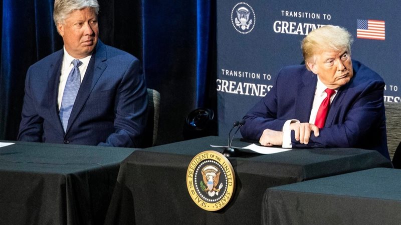 ترامب وموريس 