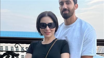 بإطلالة رومانسية.. مي عز الدين وزوجها أحمد تيمور على أنغام أغنية حبيبتي ملاك 