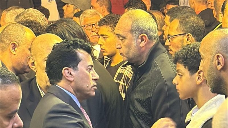 الدكتور أشرف صبحي