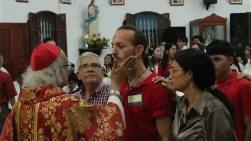 أويس مخلالتي