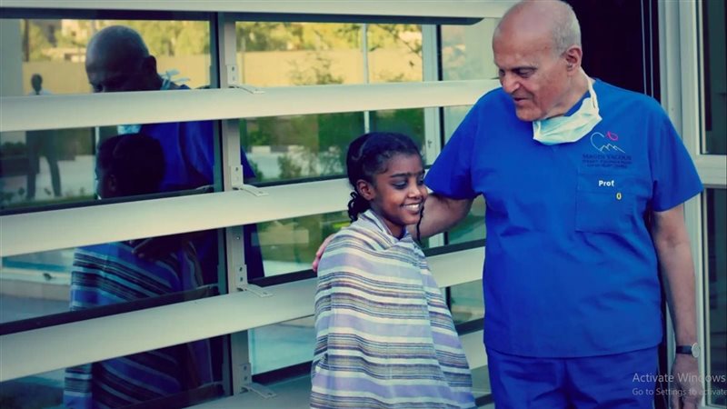 الدكتور مجدي يعقوب