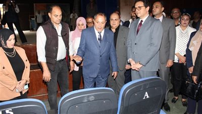 وزير الثقافة ومحافظ بورسعيد يتفقدان قصر ثقافة بورسعيد | صور