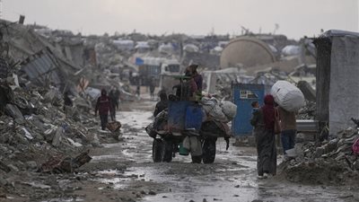 طارق فهمي: إسرائيل تستغل الترتيبات الأمنية بغزة للترويج لمزاعم لا أساس لها