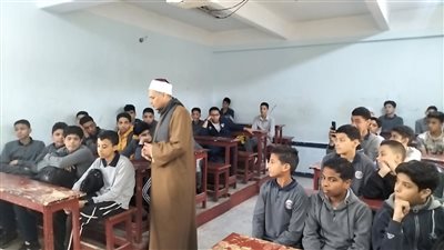 البحيرة تطلق سلسلة ندوات لتوعية الطلاب بمخاطر الإنترنت والعنف المدرسي