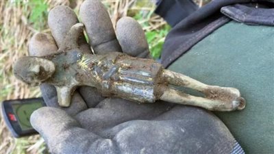 عمره 800 عامًا.. العثور على تمثال مذهب للسيد المسيح في النرويج 