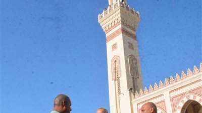 عروس الدلتا تتجمل.. محافظ الغربية يتفقد تطوير محيط مسجد السيد البدوي