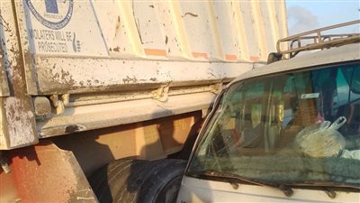 عاجل.. إصابة 9 أشخاص في حادث تصادم ميكروباص ونقل على طريق السخنة بالسويس 