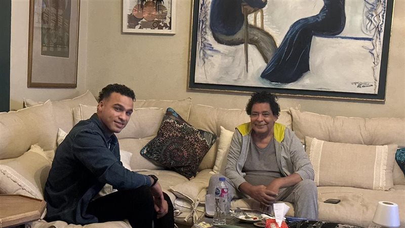 محمد منير ومصطفى